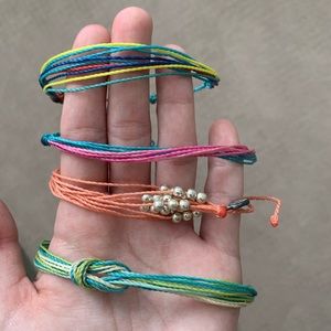 4 Pura vida Bracelets